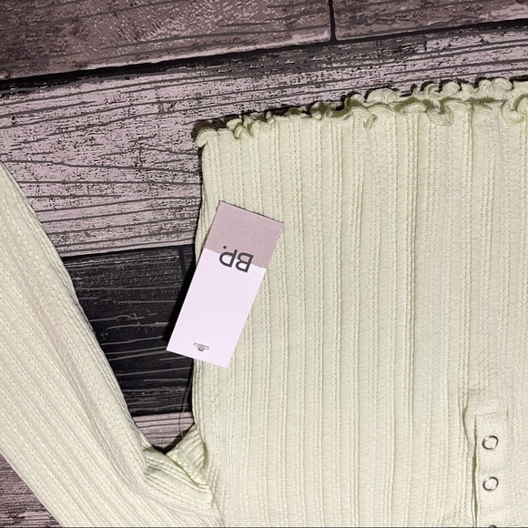 NEW BP. Long Sleeve Crop Top Women’s Size Small Light Green Cotton Stretch - Picture 4 of 9